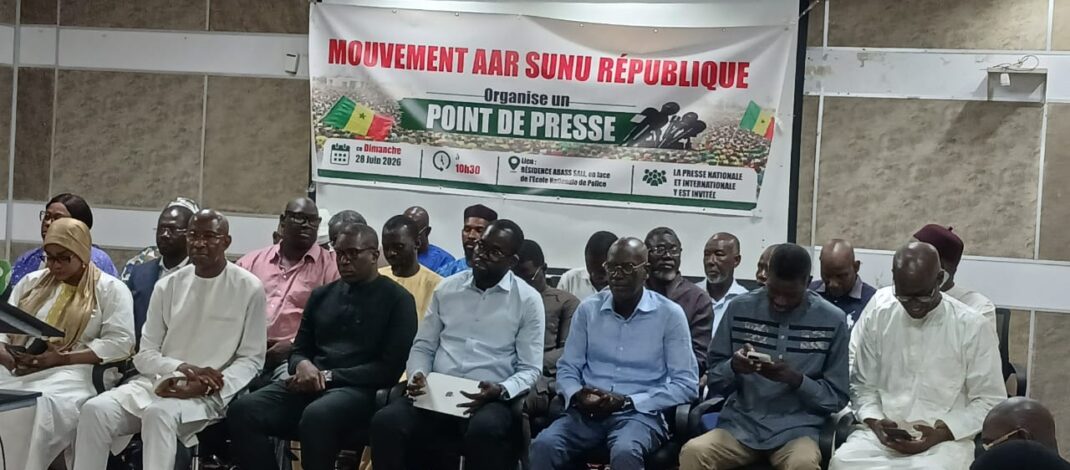 Révision constitutionnelle : AAR SUNU RÉPUBLIQUE demande au président de mettre fin au processus