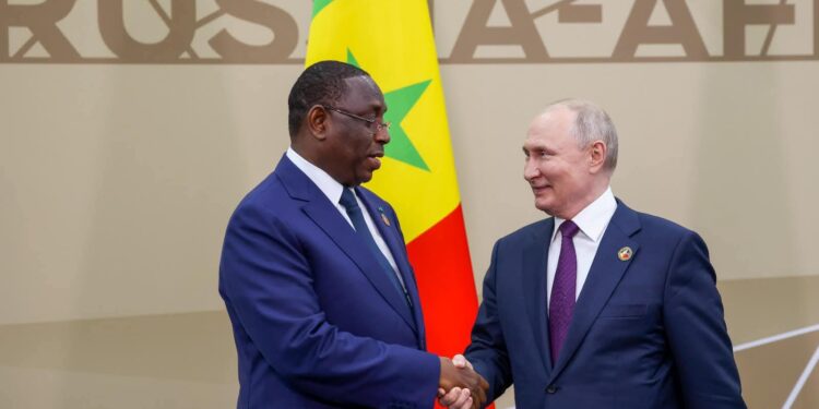 Macky Sall reçu par Vladimir Poutine dans le cadre de sa candidature à la tête de l’ONU