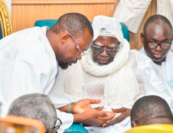 Visite de courtoisie à Touba : Ousmane Sonko reçu par le Khalife général des Mourides avant le Grand Magal