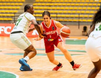 AFROBASKET U18 : LE SÉNÉGAL S&rsquo;INCLINE FACE À LA TUNISIE APRÈS UN TERRIBLE PASSAGE À VIDE (43-44)