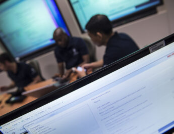 Afrique : l’IA alimente 55 % des cybercrimes (INTERPOL)