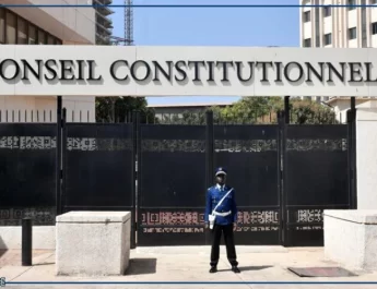 Le gouvernement saisit le Conseil constitutionnel et suspend la procédure parlementaire sur les crédits spéciaux