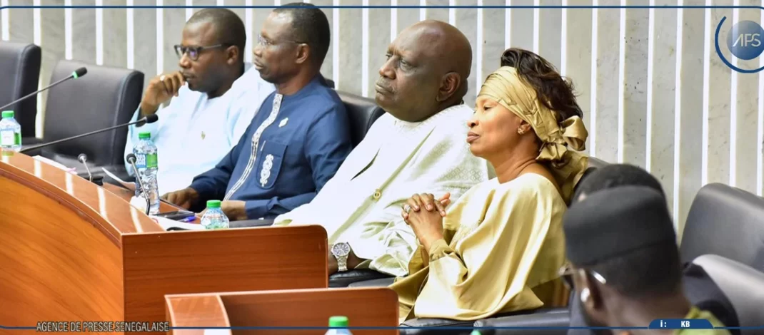 Altercation impliquant Abdou Mbow : le groupe Takku-Wallu s’érige en bouclier