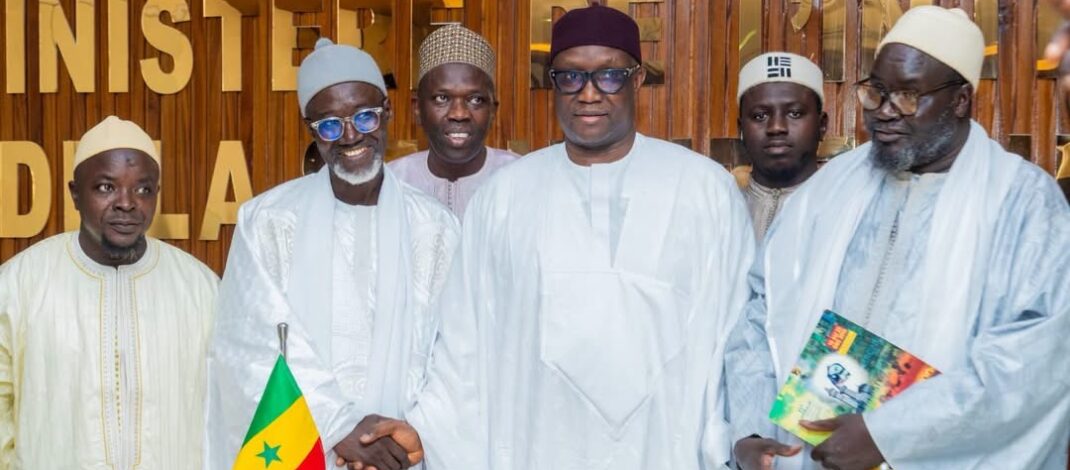 DAARAS AU SÉNÉGAL : LE MINISTRE DE L’INTÉRIEUR RÉAFFIRME SON SOUTIEN AUX ACTEURS DU SECTEUR