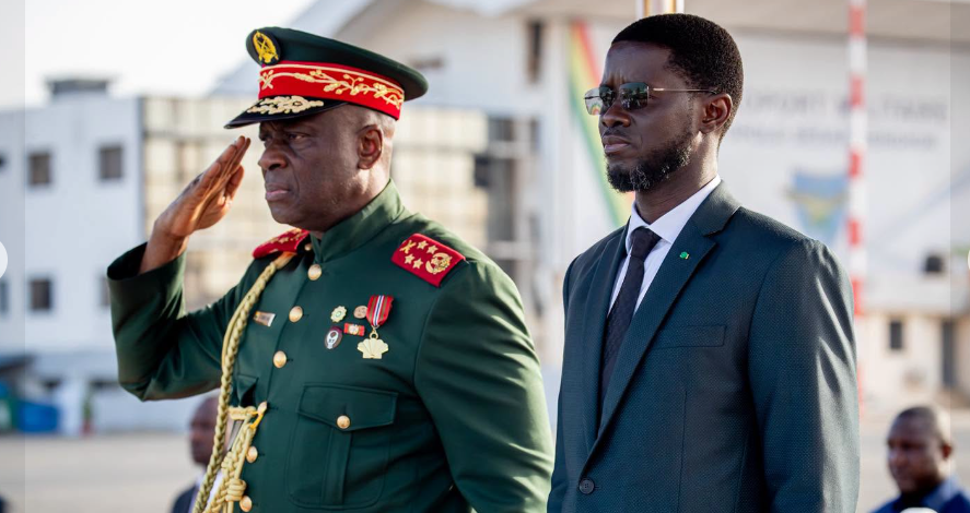 Sénégal – Guinée-Bissau : le président de la transition accueilli à Dakar pour les Jeux Olympiques de la Jeunesse